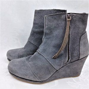TOMS  Gray Suede High Desert Wedge Booties Sz 7.5